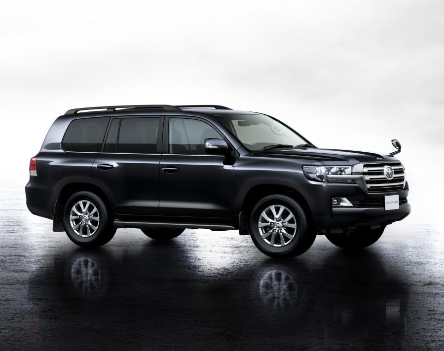  Toyota Land Cruiser 200 2015 года  (JP) (фото 4 из 8)